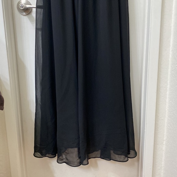 •NWT• Dressystar Lace Maxi Dress - Picture 4 of 15